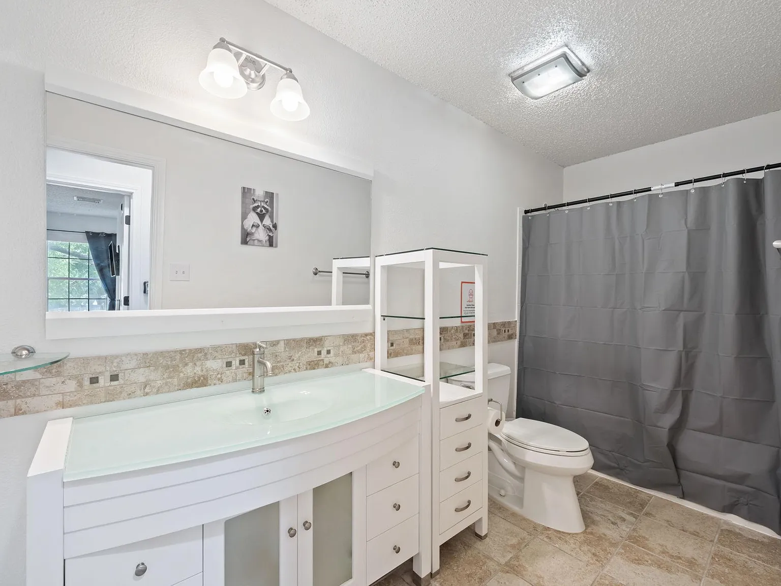 4 bed, 4.0 bath, 2786 sqft, $754 — Photo 4