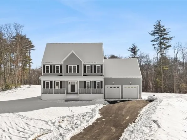 168 Run Brook Cir, Taunton, MA 02780