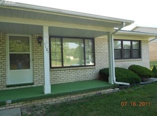 1101 Normandy Terrace Dr, Flint, MI 48532