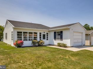 4 Farrington Ct, Southampton, NJ 08088