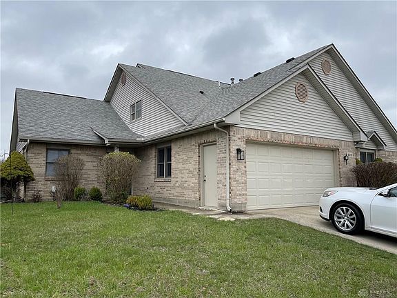 4th image of 405 Meadowview Ct
