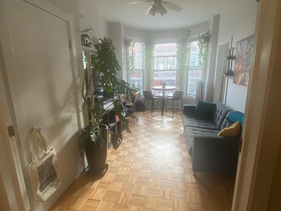 1st image of 3253 N Broadway St APT 3A