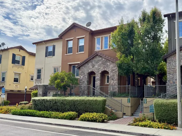 483 Tristania Ter, Sunnyvale, CA 94086