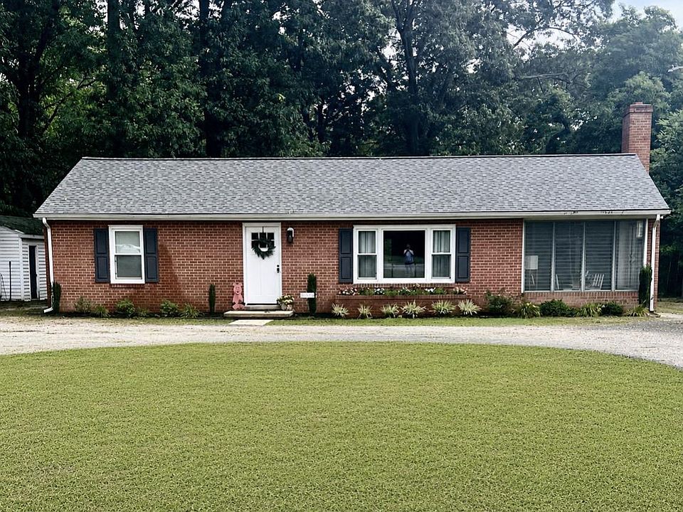 1st image of 26576 Three Notch Rd