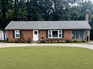 26576 Three Notch Rd, Mechanicsville, MD 20659