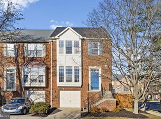 2000 Madrillon Springs Ct, Vienna, VA 22182