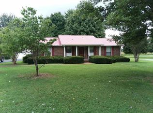 523 N Russell St, Portland, TN 37148
