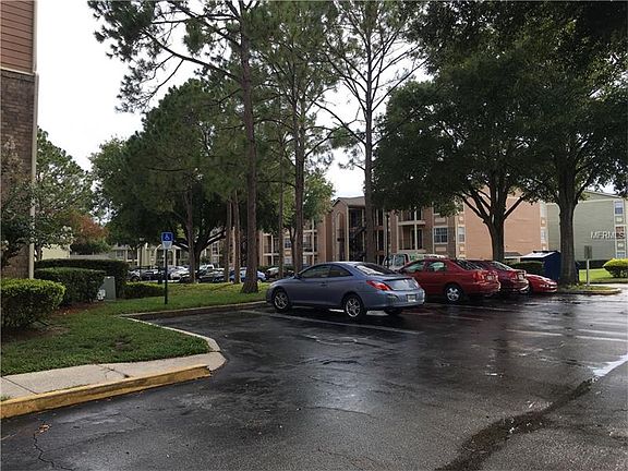 2nd image of 2550 N Alafaya Trl APT 3206