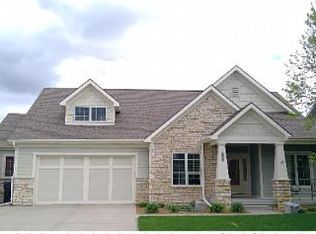 7032 NW 4th St, Lincoln, NE 68521