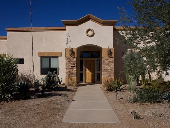2nd image of 3620 W Sahuaro Dr