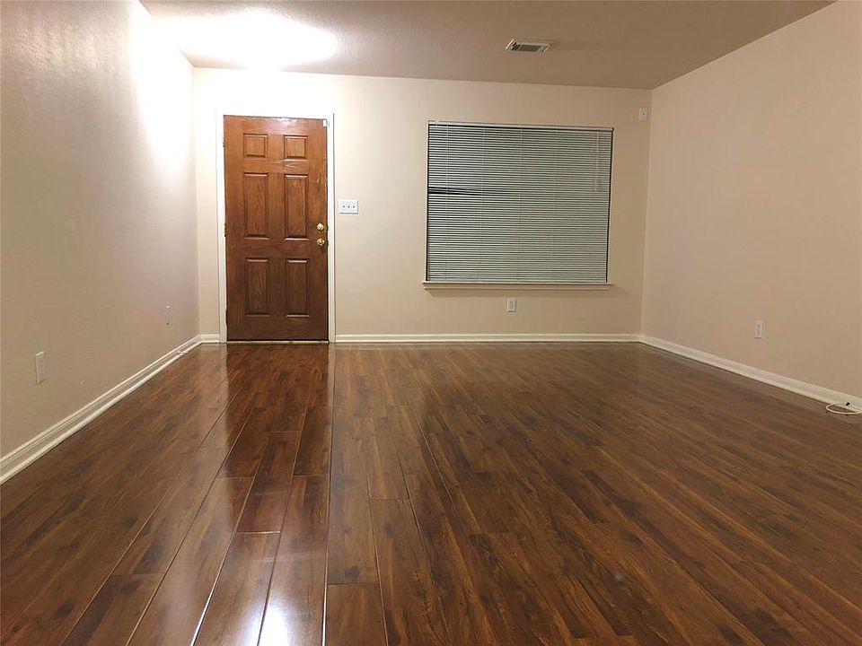 1st image of 17146 Carshalton Ct