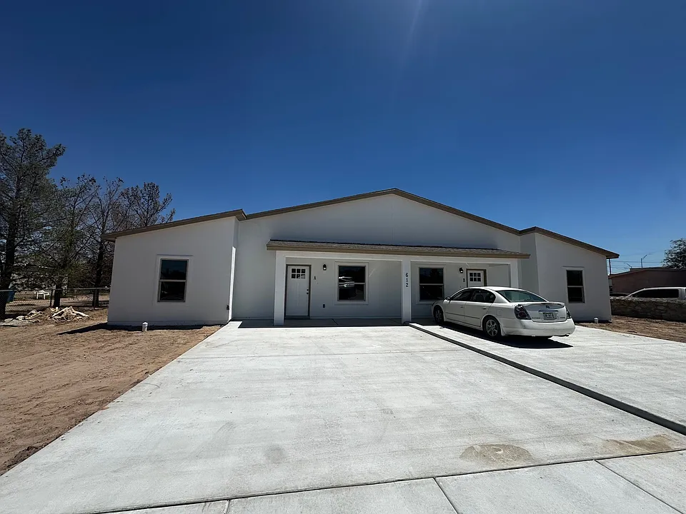 612 Hesse Dr #B