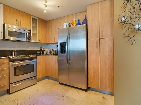4th image of 7900 Harbor Island Dr APT 903