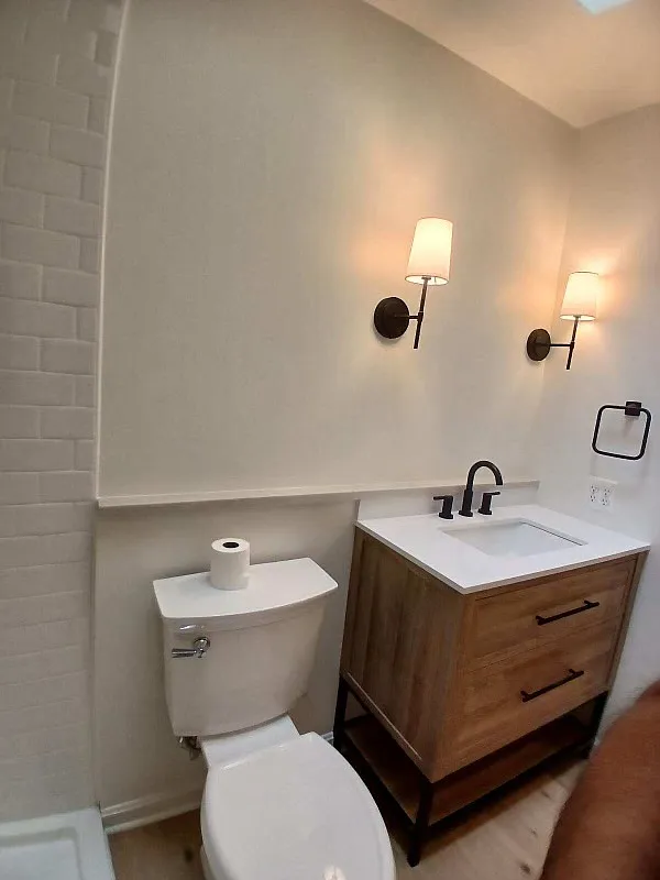 3 bed, 1330 sqft, $2,300 — Photo 3