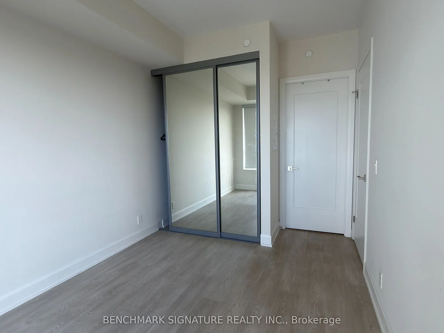2 bed, $2,400 — Photo 3