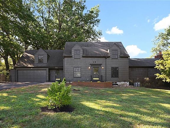 2nd image of 8125 E Gregory Blvd