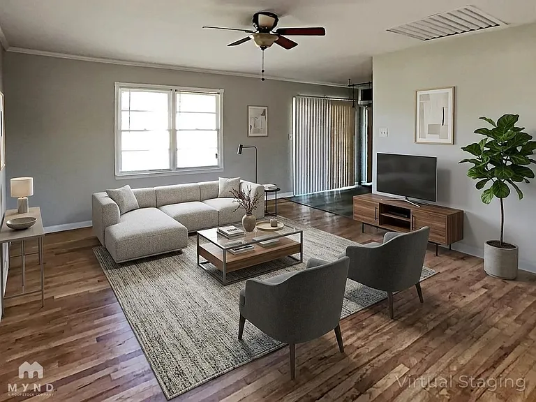 5245 Louis Xiv Ln — Photo 2