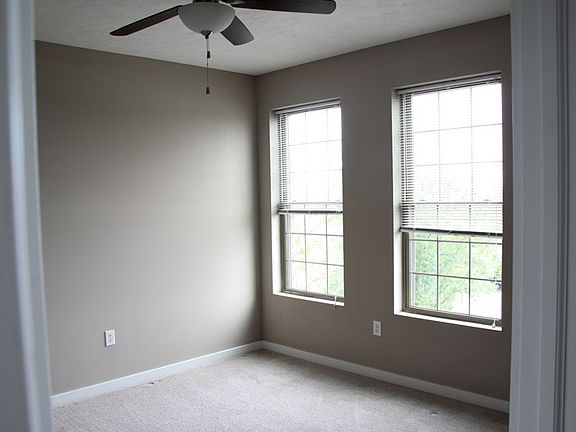 5th image of 701 N College Ave #298d875e2