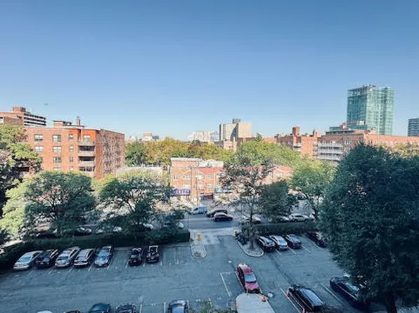 43-10 Kissena Boulevard image 10 of 12