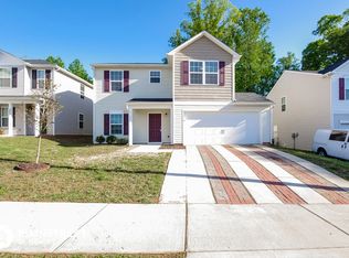 9103 Sharpes Cres, Charlotte, NC 28214