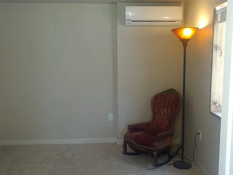 1177 Nelrose Ave — Photo 5