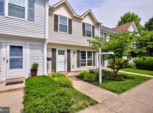 894 Smartts Ln NE, Leesburg, VA 20176