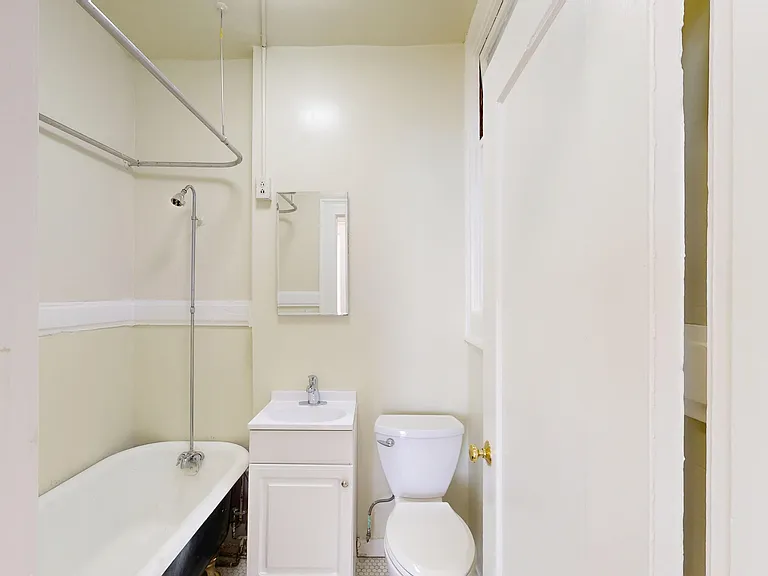 225 Fell Street — Photo 8