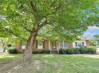 520 S Valley St, Liberty, NC 27298