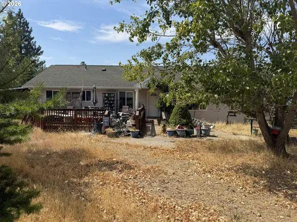 2067 Ridge Rd, The Dalles, OR 97058