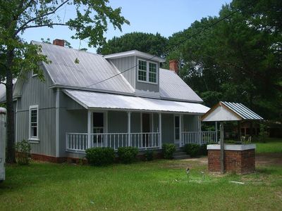 527 Page Ln, Lyons, GA, 30436