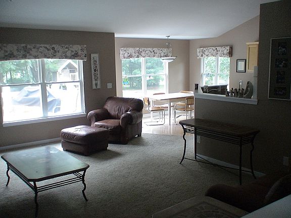 Living Room @ Eating Area