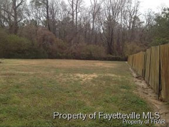 4th image of 121 Chapel Hill Dr