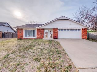 418 Rachel Ln, Bartlesville, OK 74006