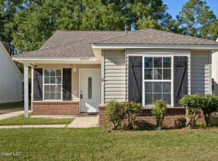 10607 E Bay Tree Dr, Gulfport, MS 39503