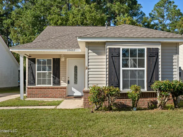 10607 E Bay Tree Dr, Gulfport, MS 39503