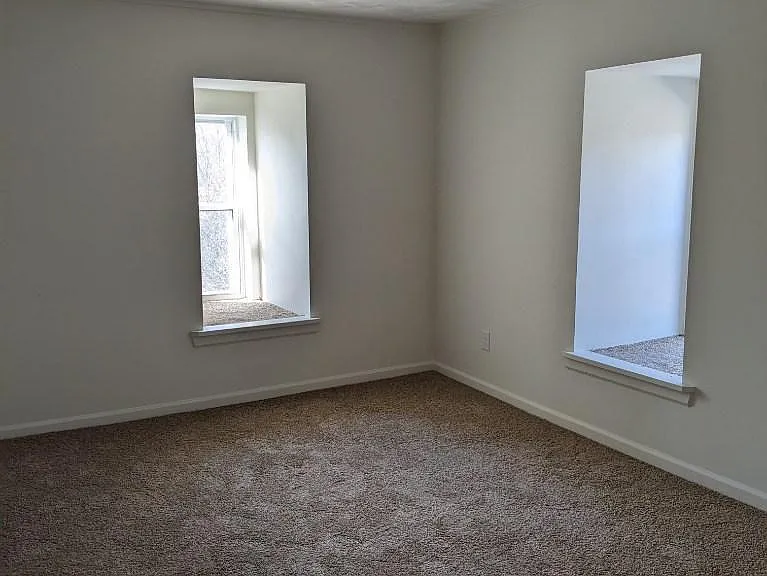 422 4th St #5 — Photo 9