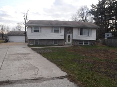 10302 N 493 E, Demotte, IN, 46310