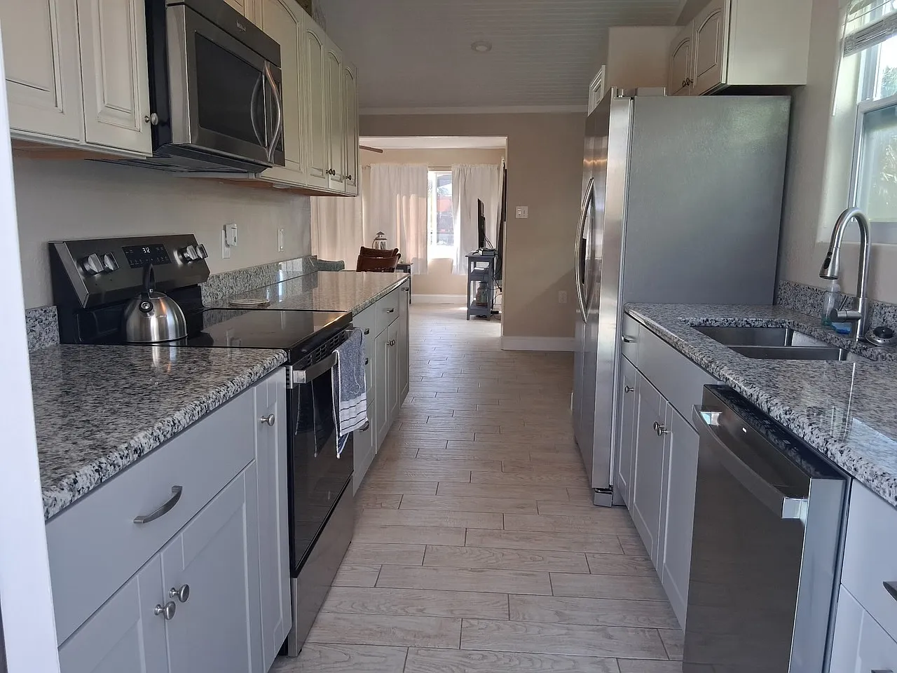 1 bed, 750 sqft, $1,850 — Photo 3