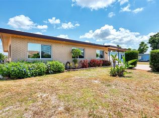 21500 Edgewater Dr, Pt Charlotte, FL 33952