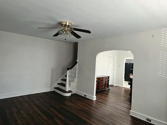 3rd image of 167 Marlborough Rd