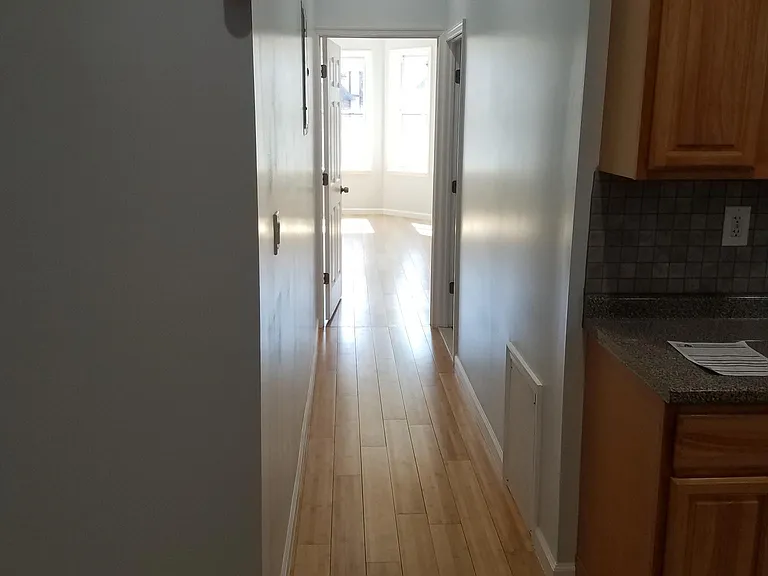 4607 Wayne Ave #2 — Photo 8