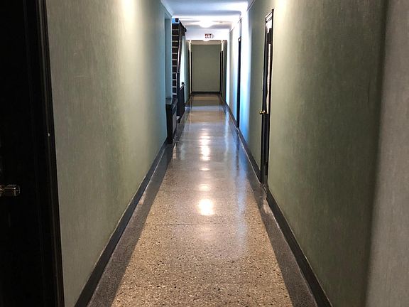 5th image of 14125 Northern Blvd APT E19