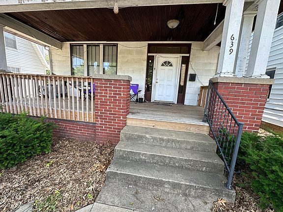 5th image of 639 S Rotherwood Ave #A