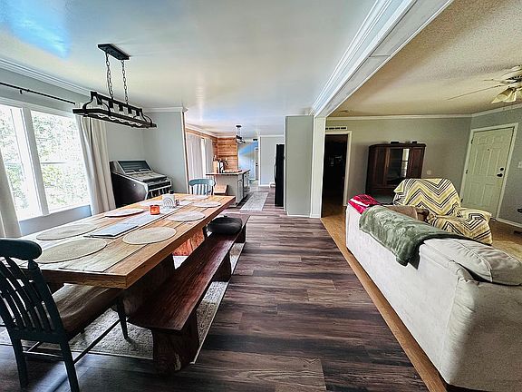 5th image of 119 Carlton Dr