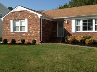 1789 Carriage Dr, Hampton, VA 23664