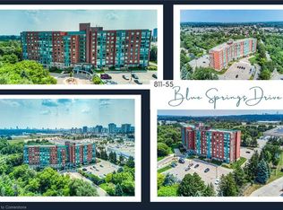 55 Blue Springs Dr #811, Waterloo, ON N2J4T3