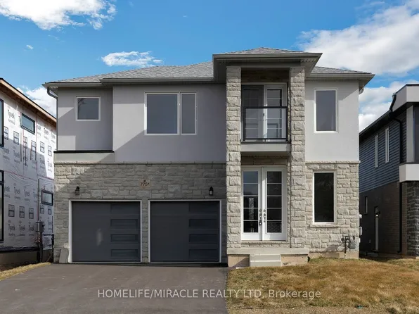7751 Secretariat Ct, Niagara Falls, ON L2H 3V3