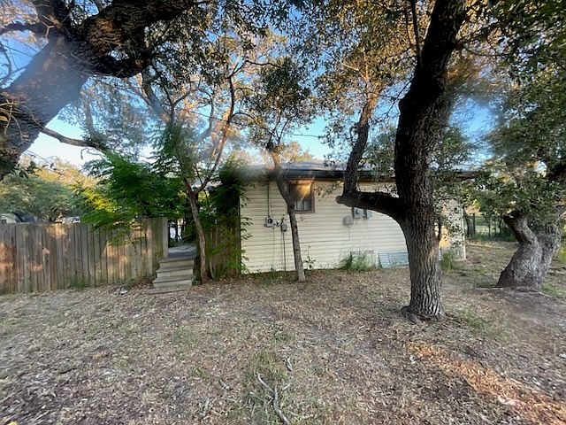 1st image of 2191 Jocelyn Rd