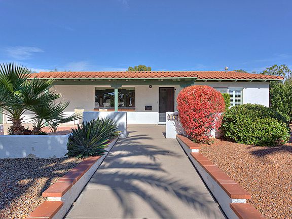 3rd image of 233 E El Valle