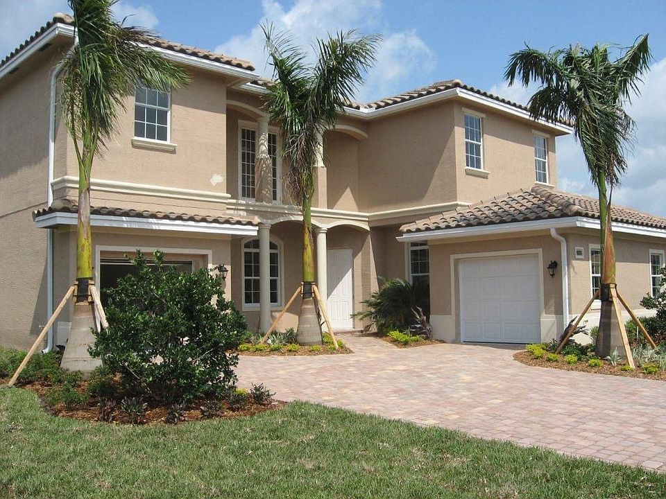 5424 SW Honeysuckle Court